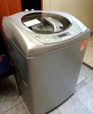 Vendo lavadora LG 12.5 kg precio 399 soles