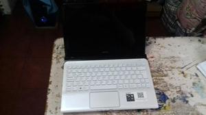 Laptop Sony Vaio con Accesorios