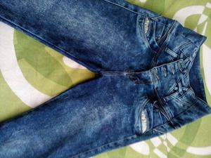 Pantalon Jean y Falda Marrona S/. 20 c/u