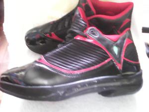 Zapatillas Air Jordan metálica negra y blanca original –