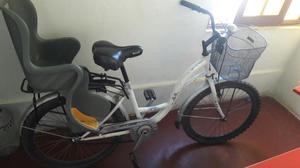 Bicicleta Monark con Silla de Niño