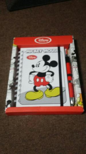 Cuaderno de Mickey Mouse Disney