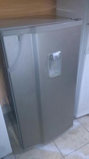 Refrigeradora Chica