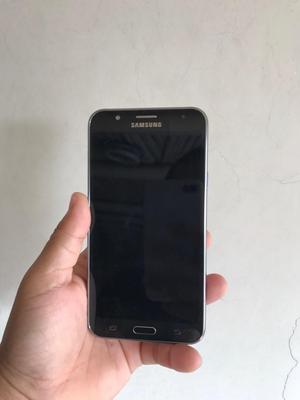 Samsung Galaxy J7 Duos, 4G Lte, Libre, seminuevo