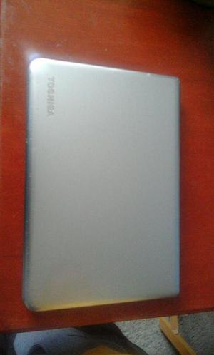 laptop TOSHIBA i3