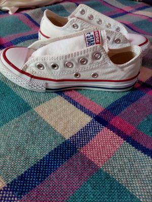 Converse Blancas