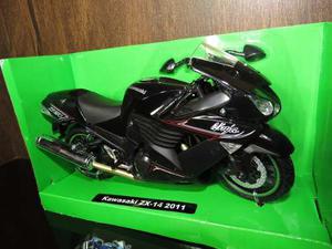 Perudiecast Moto New Ray Kawasaki Ninja Zx- Esc. 1:12