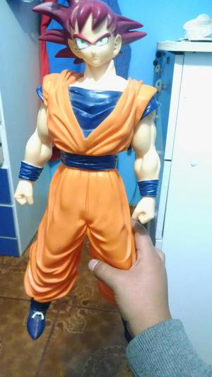 Figura de Goku Gigante Dragon Ball Z