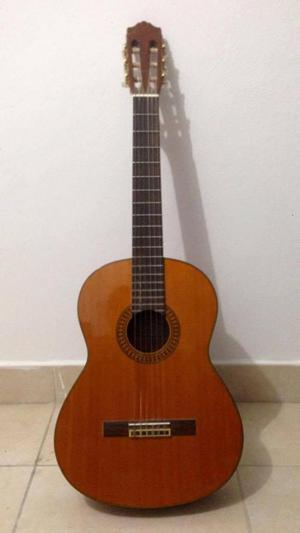 Guitarra Acústica Clásica Yamaha c80