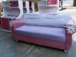 Sofa de 1.50 m de largo, en colores variados. Cuero o tela