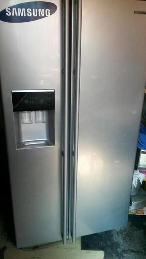 en Venta Refrigeradora Dos Puertas...
