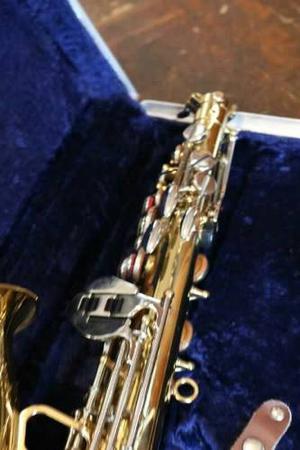 Saxofón Alto Amati Kraslice Aas21 Checoslovaco