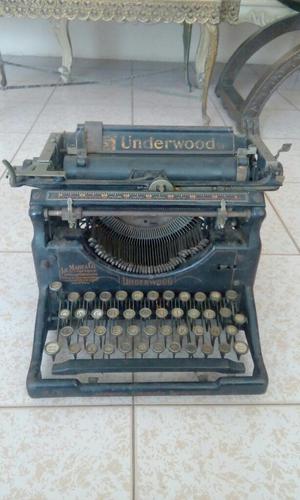 Antigua Maquina de Escribir Underwood