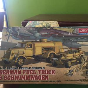 German Fuel truck schwimmwagen 1/72