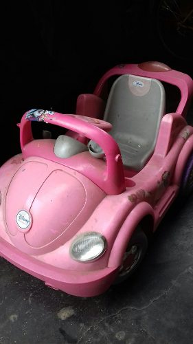 Auto Juguete Eléctrico Niña Barbie Volkswagen