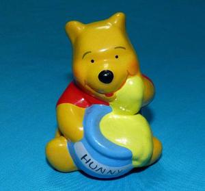 Muñeco Winnie The Pooh En Ceramica Adorno Para Mesa Niños