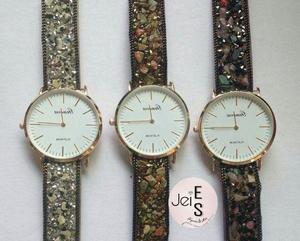 Reloj Piedritas