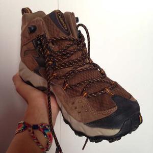 Zapatilla De Trekking Columbia