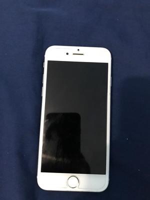 iPhone 6 de 16Gb Color Blanco 9.5 de 10