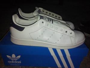 ADIDAS SMITH SEMI NUEVAS EN CAJA