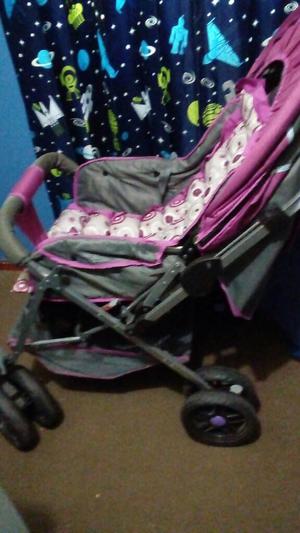 Coche de Bebe Casi Nuevo