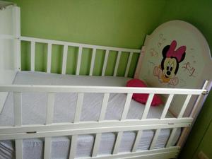 Vendo Cama Cuna de Niña en Buen Estado