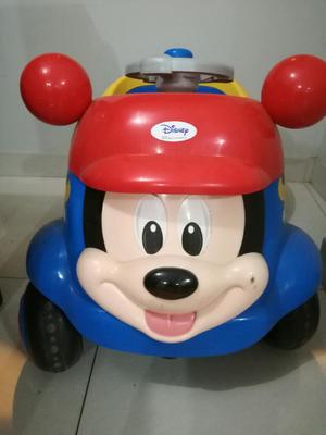 Carro a Bateria Cara de Mickey Mouse