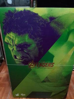 Hot Toys Hulk Avengers Deluxe