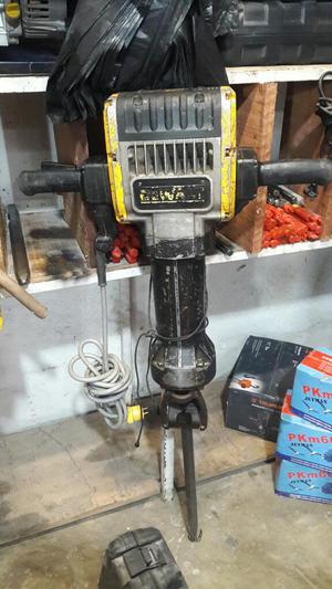 Martillo Dewalt 27kg