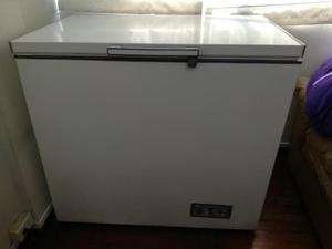 Congeladora de 271 litros, Remato S/. 600
