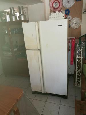 Refrigeradora