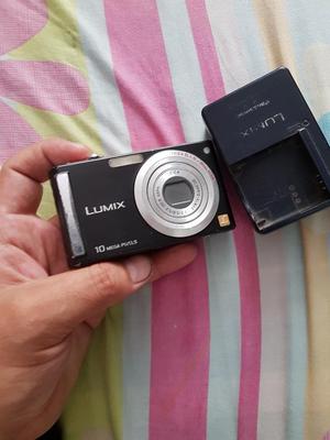 Camara Lumix