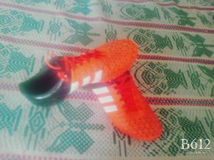 Vendo Chimpun Adidas Messi Talla