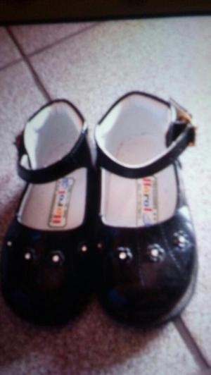 Zapatos de Charol Talla 25
