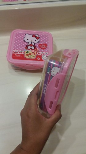 Tapers Hello Kitty