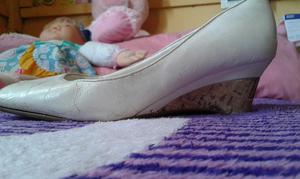 Zapatos Blancos