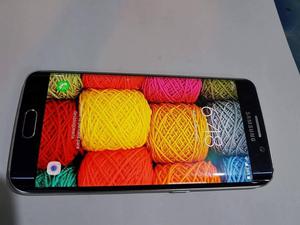Samsung S6 Edge con detalle