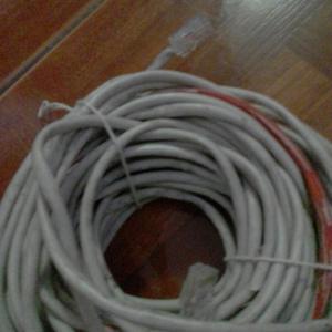 Cable de Internet con Ganchitos de 8 Me.