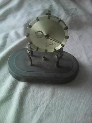 Antiguo Reloj De Torsión O Cupula