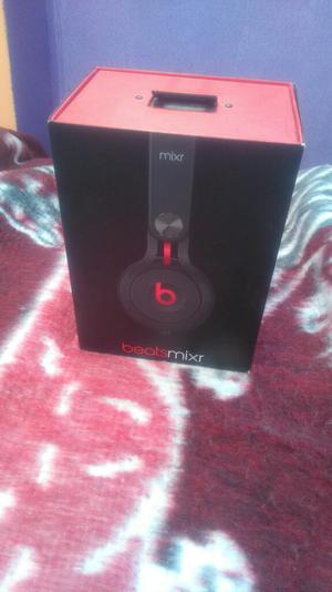 Beats Mixr
