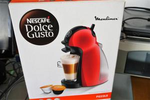 Cafetera Nescafe Dolce Gusto Roja
