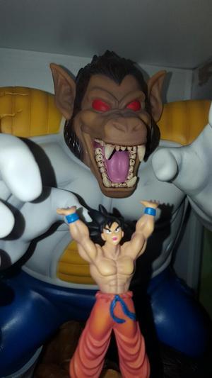 Vegeta Ozaru Y Goku Dragon Ball