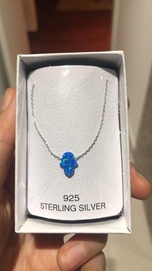 Collar de Hamsa Opal Azul