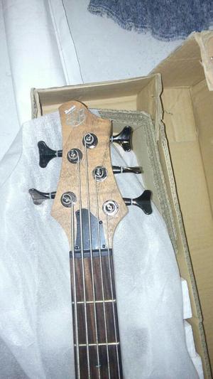 bajo Ibanez Btb 675nt