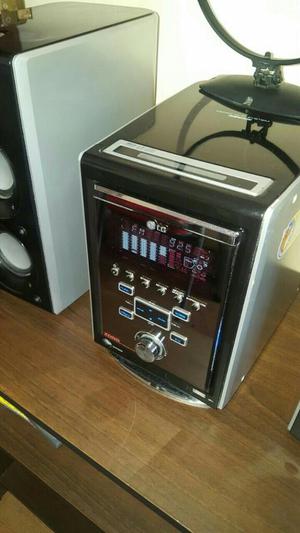 Minicomponente Lg con Usb Y Mp3