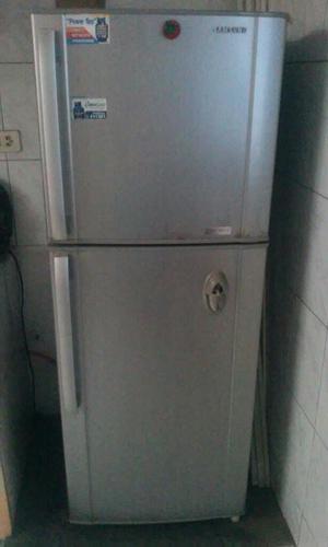 Vendo Refrigeradora Marca Samsung