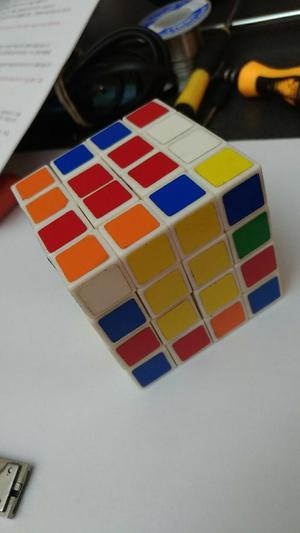 Cubo Rubick 4x4x4 Usado