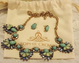 Collar y Aretes Sophie Crown