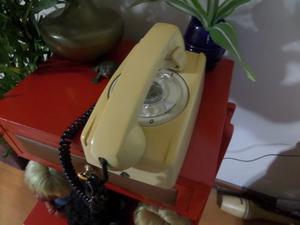 G25 Antiguo Telefono De Disco Para Pared Decoracion