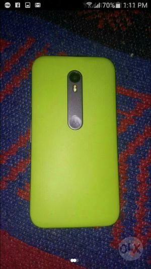 Motog 3ra de 16gb a 350